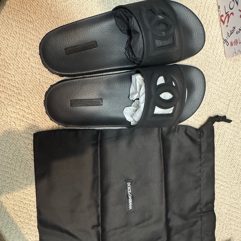 Dolce & Gabbana Black Slides